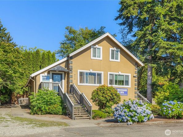 816 6th Street S, Kirkland WA 98004