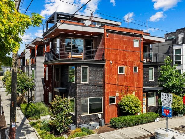 724 S Willow Street, Seattle WA 98108