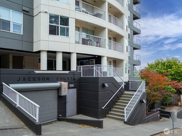 530 Melrose Avenue E 605, Seattle WA 98102