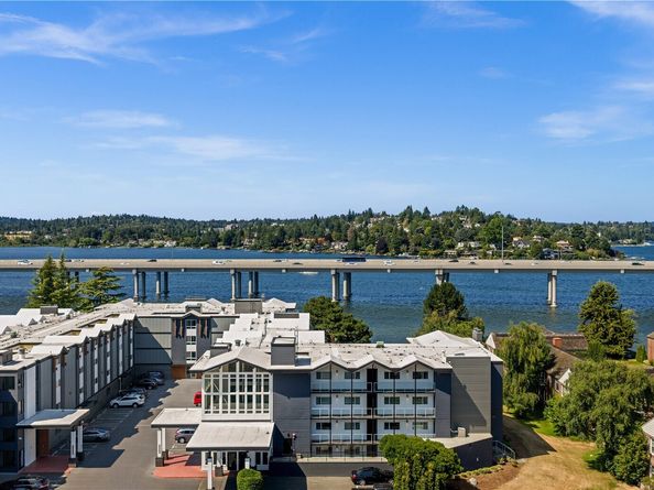 2501 Canterbury Lane E 203, Seattle WA 98112