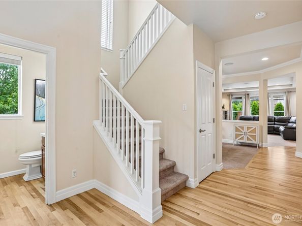 15621 36th Avenue SE, Bothell WA 98012