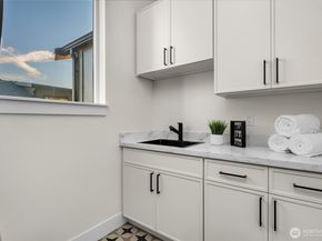 636 11th Avenue, Kirkland WA 98033
