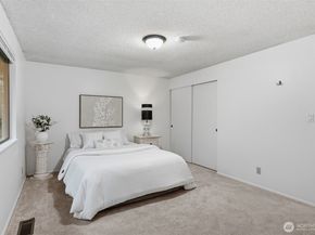 13919 SE 3rd Place, Bellevue WA 98005