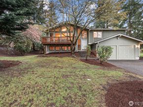 13919 SE 3rd Place, Bellevue WA 98005