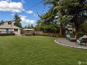 19828 104th Avenue SE, Renton WA 98055