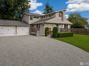 19828 104th Avenue SE, Renton WA 98055