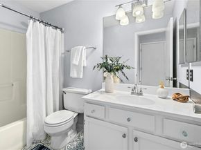 11325 19th Avenue SE C310, Everett WA 98208