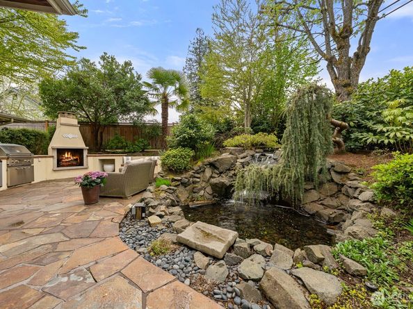 3424 97th Avenue SE, Mercer Island WA 98040