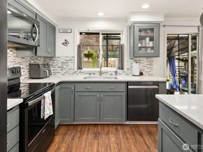 1016 102nd Drive SE, Lake Stevens WA 98258