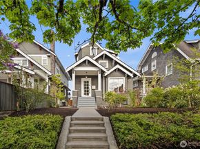 4306 Burke Avenue N, Seattle WA 98103