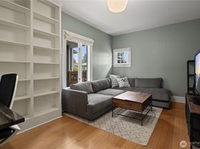 4306 Burke Avenue N, Seattle WA 98103