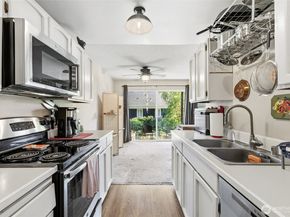 17430 Ambaum Boulevard S 29, Seattle WA 98148