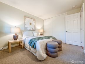 322 N 134th Street 306, Seattle WA 98133