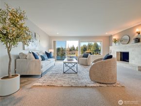 322 N 134th Street 306, Seattle WA 98133