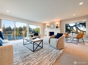 322 N 134th Street 306, Seattle WA 98133