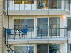 322 N 134th Street 306, Seattle WA 98133