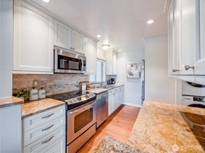 322 N 134th Street 306, Seattle WA 98133