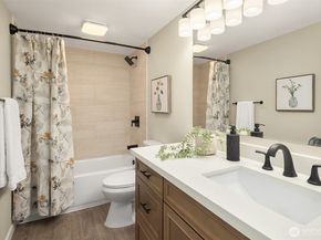 2201 192nd Street SE Z102, Bothell WA 98012