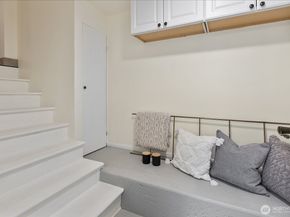 16010 SE 5th Street, Bellevue WA 98008