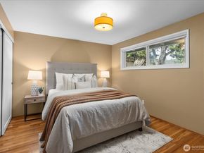 16010 SE 5th Street, Bellevue WA 98008