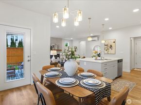 121 171st Place SW B, Bothell WA 98012
