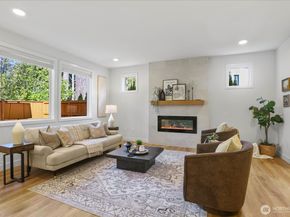 121 171st Place SW B, Bothell WA 98012