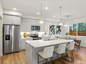 121 171st Place SW B, Bothell WA 98012
