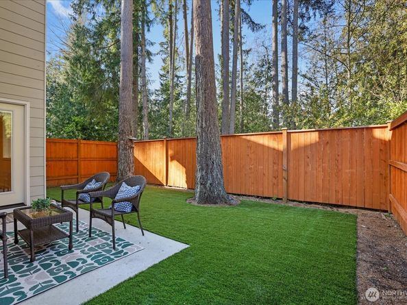 121 171st Place SW B, Bothell WA 98012