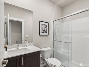 639 SE 12th Place 24, North Bend WA 98045