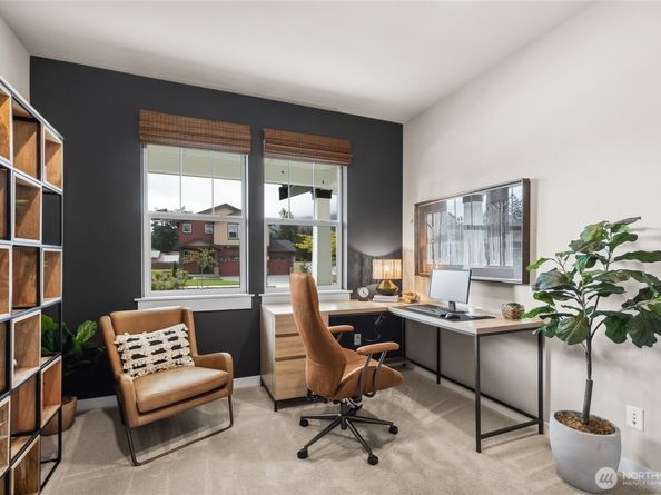 639 SE 12th Place 24, North Bend WA 98045