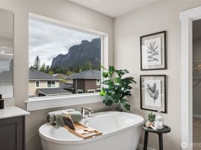 639 SE 12th Place 24, North Bend WA 98045