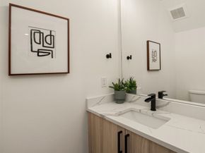 3406 B 34th Avenue W, Seattle WA 98199