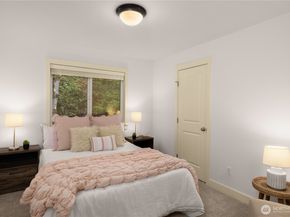 10608 106th Place NE, Kirkland WA 98033
