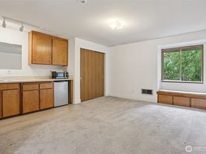 12005 NE 83rd Street, Kirkland WA 98033