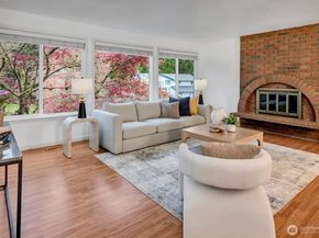1118 207th Place SE, Bothell WA 98012