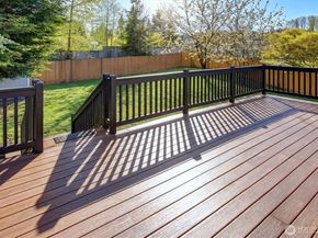 1118 207th Place SE, Bothell WA 98012