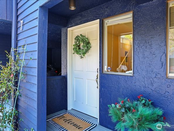 1431 NW Richmond Beach Road 7, Shoreline WA 98177