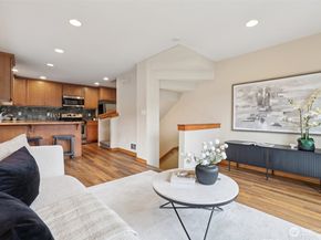 9047 17th Avenue SW A, Seattle WA 98106