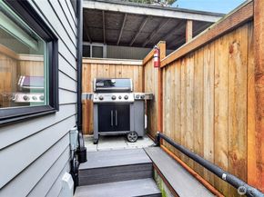 8647 B 18th Avenue SW, Seattle WA 98106