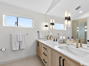 8647 B 18th Avenue SW, Seattle WA 98106