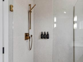 8647 B 18th Avenue SW, Seattle WA 98106