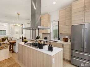 819 NW 54th Street B, Seattle WA 98107