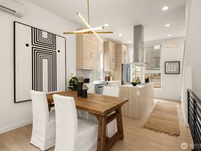 819 NW 54th Street B, Seattle WA 98107