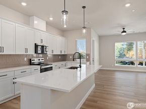 6609 S 128th Street, Seattle WA 98178