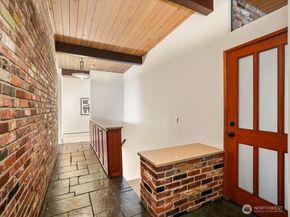 11501 4th Avenue NW, Seattle WA 98177