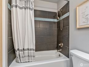 20308 131st Place SE, Kent WA 98031
