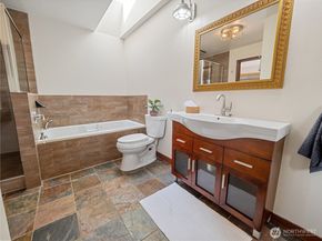 5201 Katherine Avenue SE, Auburn WA 98092