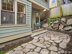 1406 N 38th Street, Seattle WA 98103