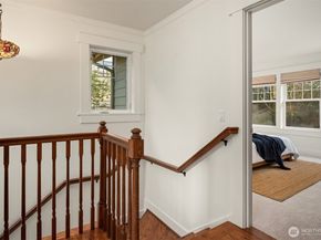 1406 N 38th Street, Seattle WA 98103