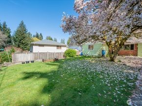 14828 Ashworth Avenue N, Shoreline WA 98133